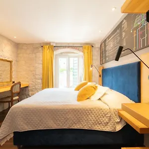 Hotel Domus Maritima, Traù