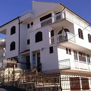 Apartman Nada, Trogir